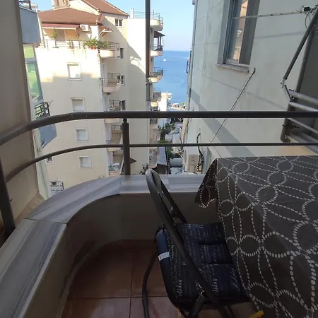 Ermioni Apartament Sarandë